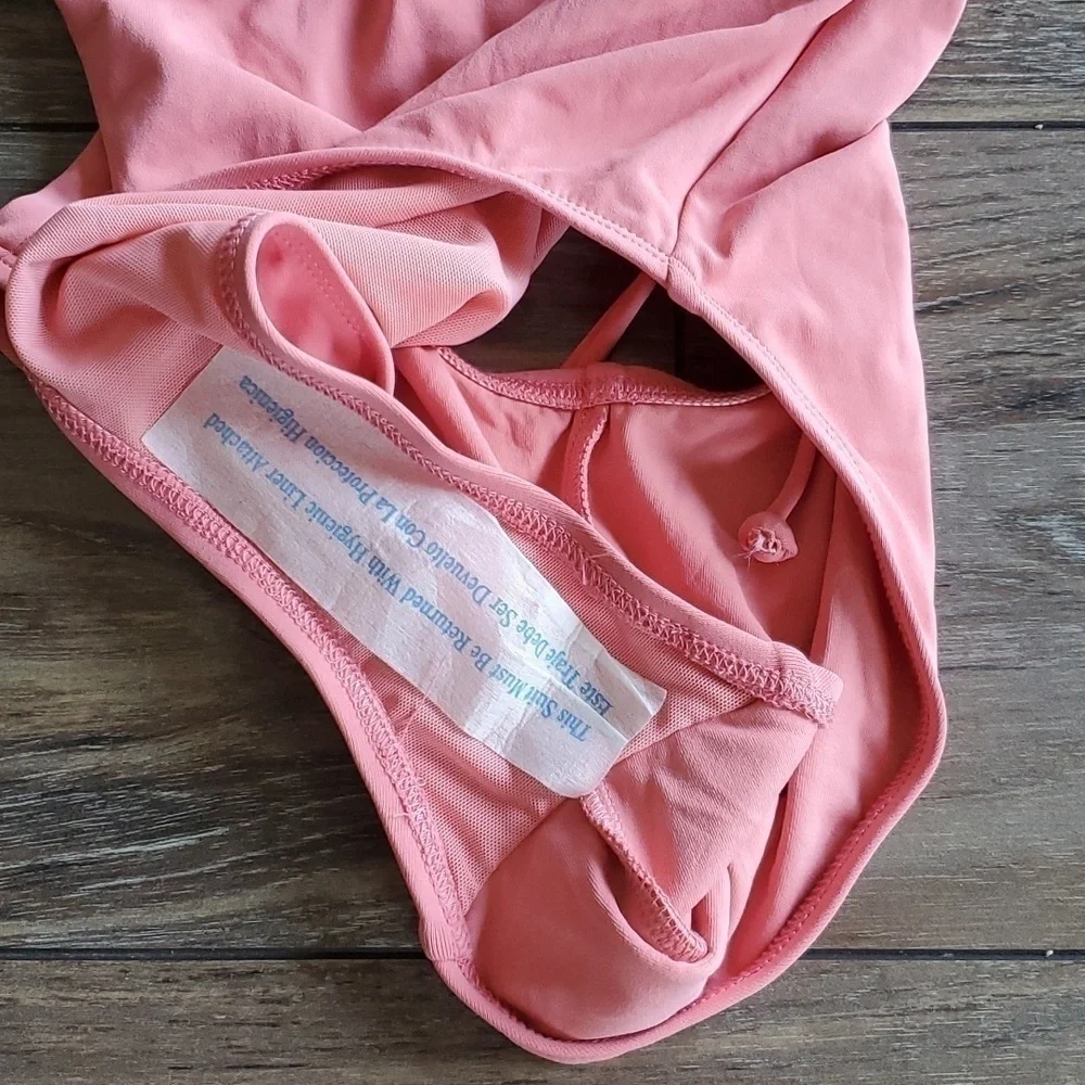 NWT Robin Piccone Lily Womens Pink Lemonade One Piece Swim Sz 6